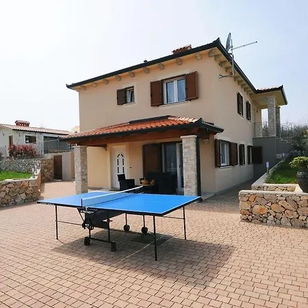 Villa Lucija Comfortable Holiday Stalije