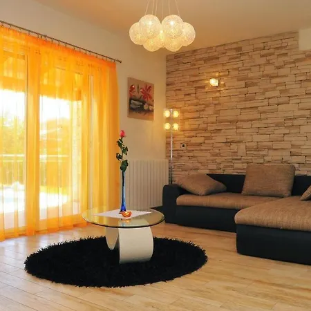 Lucija Comfortable Holiday *